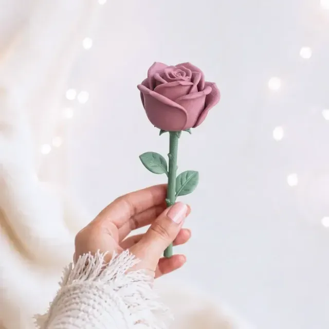 Rose Flower Figure | Realistic Floral Bouquet — Image 3 of 8