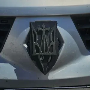 Renault Ukrainian Scenic 2 Logo Label Plate