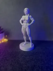 Body_Builder_girl_CR