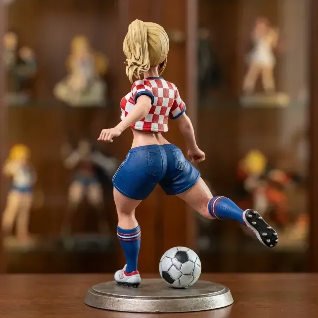 FOOTBALL PLAYER6 — Image 6 of 8
