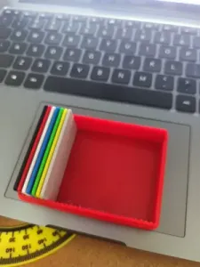 色板盒子