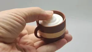 Cream Top Coffee Cup Clicker