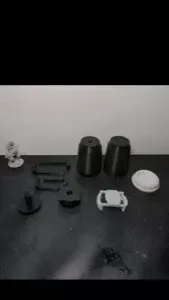 ADAPTABLE SUPPORT FOR PAINTING MINIATURES