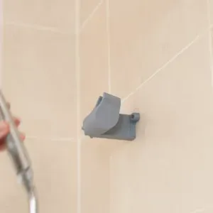 UNIVERSAL ULTRA RESISTANT SHOWER HOLDER