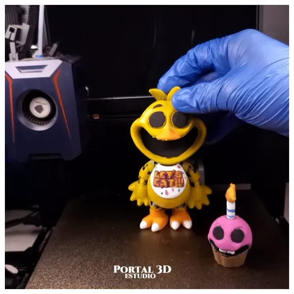 SMILING CHICA AND CUPCAKE /PRINT-IN-PLACE WITHOUT SUPPORT — Фото 4 из 7