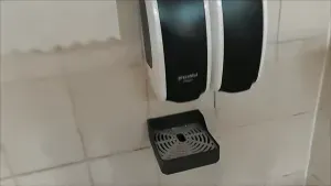 Soap dispenser drip tray / dish, no more stains on the floor