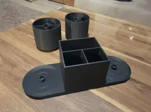 SPINNING DESKTOP ORGANIZER WITH EXTRA SPACE