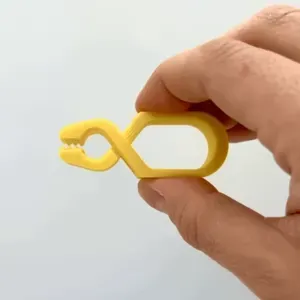 Infinity clip