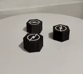 Set of Wheel Nut Caps for Opel Insignia with Removal Tool