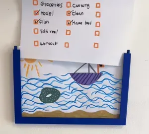 A4 Wall Frame – Multi-Page Holder & Display for Drawings, Lists