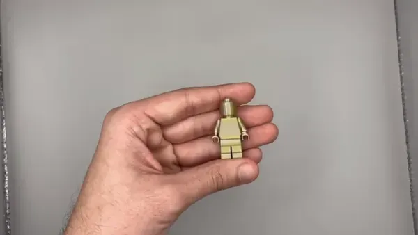 Mini Brick Figure (3 grams, Static) — Image 4 of 9