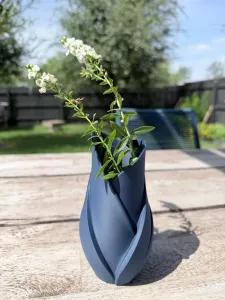 Leaf Vase