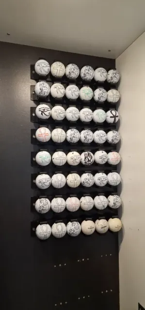 Quick-Release Golf Ball Wall Holder — Image 2 of 3