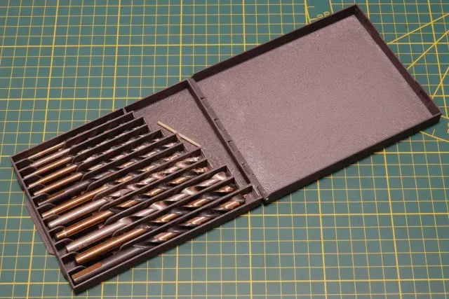 Snug Drill Bit Holder — Фото 2 из 8