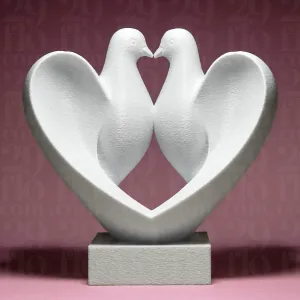 Doves in Love