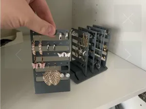 Earing holder