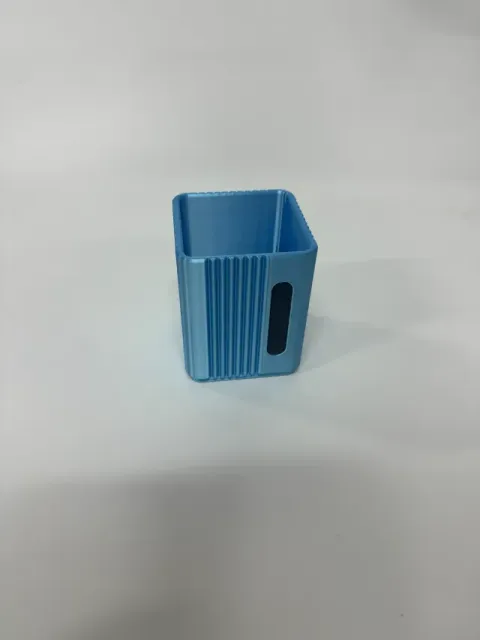 Pen holder — Image 2 of 4