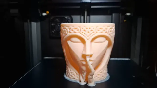 Celtic Face Planter / Decorative Vase with Ornamental Patter — Image 6 of 7