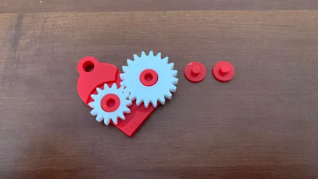Fidget heart — Image 4 of 9