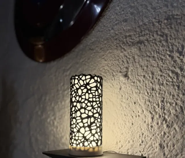 VENOM LAMP — Image 2 of 9