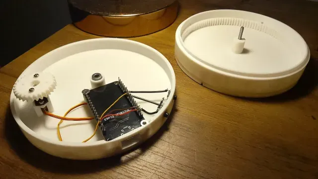 Turntable - Rotating Item Display - For Retail/Seller Items — Image 2 of 8