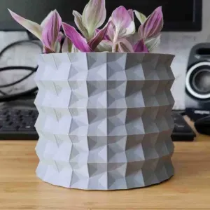 Tradicional Origami flower Pot and Planter for your plants