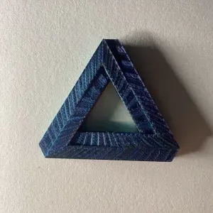 Penrose triangle