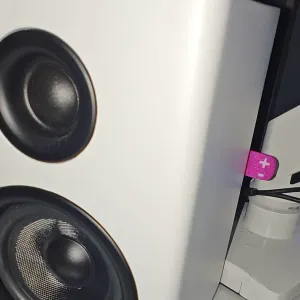 NZXT Relay Side VolumeStick