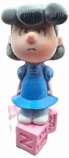 Lucy van Pelt — Фото 4 из 5
