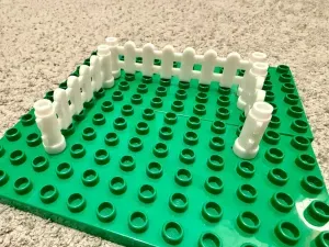 full Lego Duplo compatible classic fence (3 sizes available)