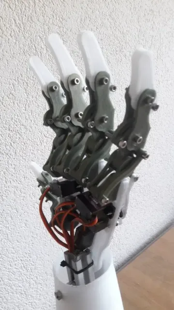 robotic hand — Image 5 of 9