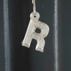 keychain R