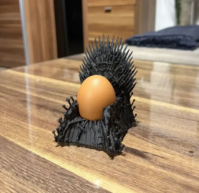 EASTER GAME OF EGG / GAME OF THE EGG / EGG HOLDER — Image 2 of 6