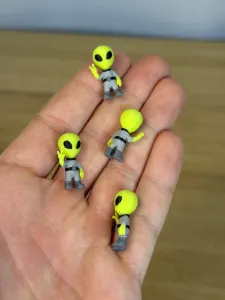 Mini Alien