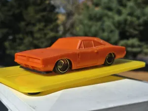 INPRIME R/C 1/32 SLOT CAR CHARGER 2