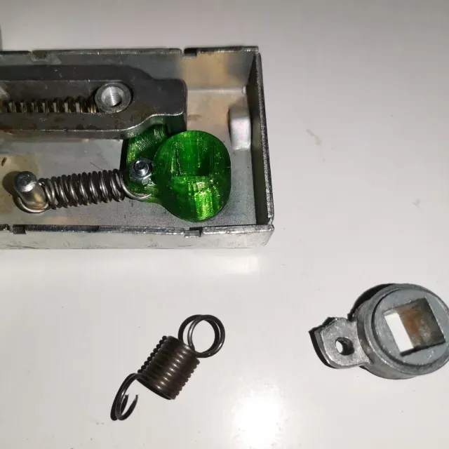 Door lock sleeve