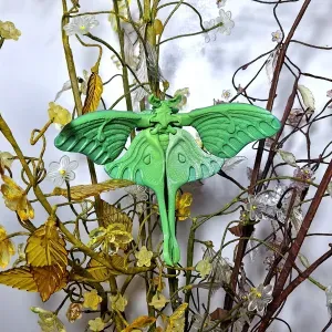 REALISTIC LUNA MOTH (ARTICULATED, PRINT-IN-PLACE)