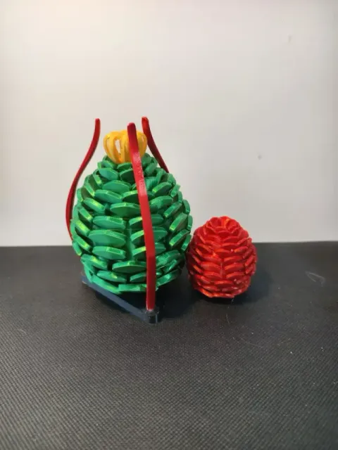 DC-Crown Pinecone — Image 4 of 6