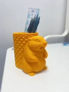 Marmot Pen Holder -- Knitted Version