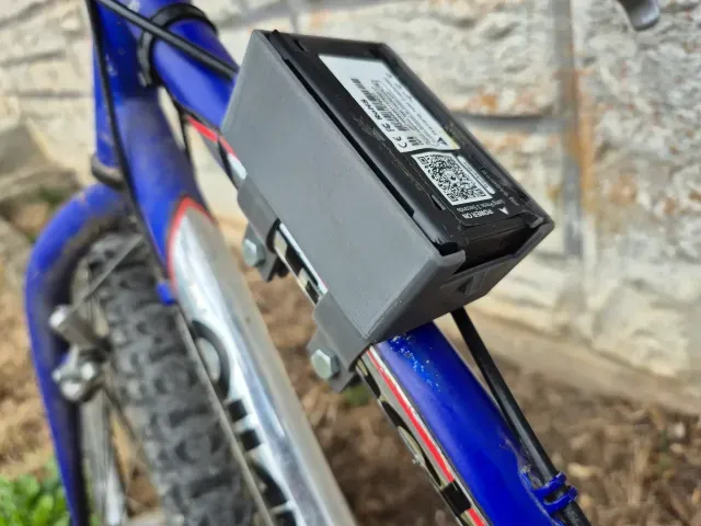 Bicycle mounting TrackerOne GPS tracker. — Фото 2 из 9