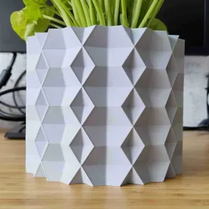 Geo Diamond Form - Pot and Planter for your house plants
