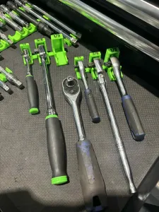 Linkable Ratchet Holders