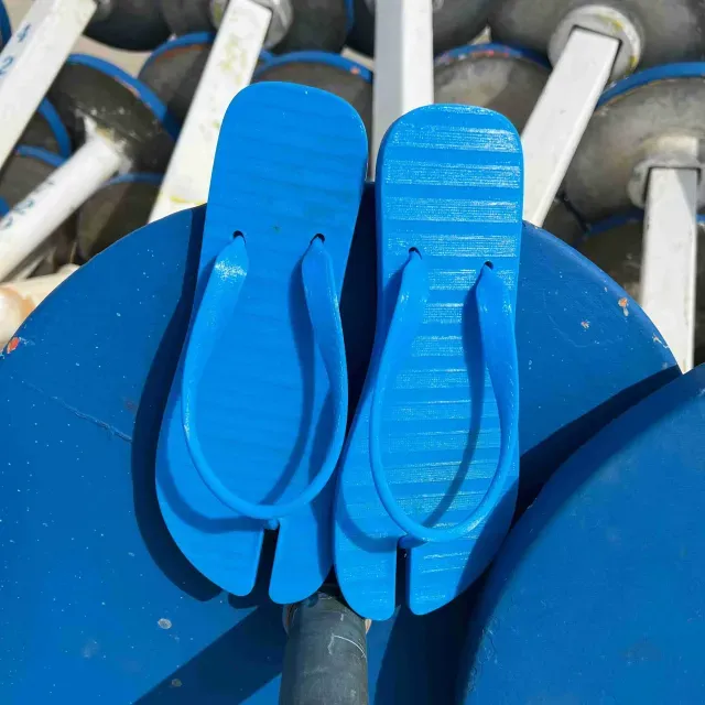 Print-in-place support free FLIP FLOPS — Фото 8 из 9
