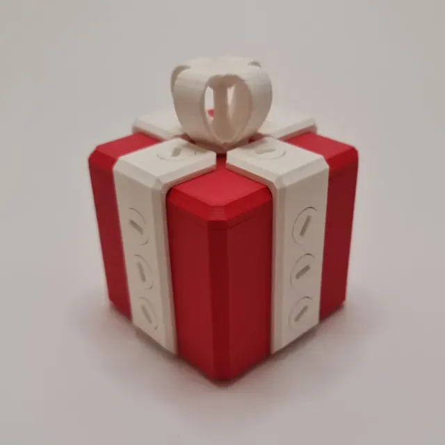 Gift Box Locked with 16 Screws — Image 7 of 9