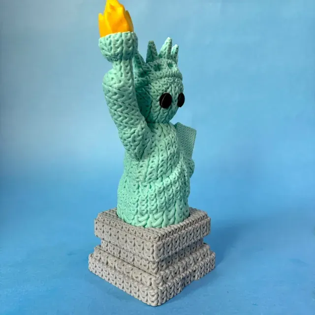 Knitted Statue Of Liberty (Multiparts) — Фото 3 из 9