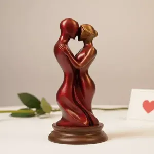 Standing Couple in Love - Valentine's Day 3D Print