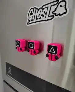 Squid Game - 3 soldier fridge magnet
