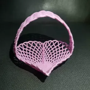 Heart Woven Basket – Decorative Lattice Mesh Container