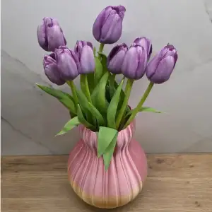 Flower vase