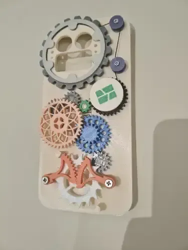 Mobile mechanical phone case - Clockwork power — Image 4 of 9